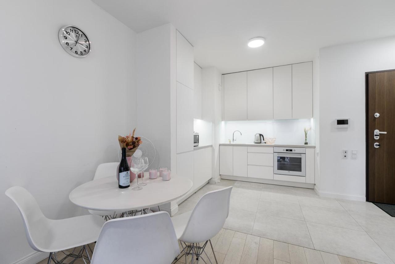 Luxury Apartment On Grzybowska Street Βαρσοβία Εξωτερικό φωτογραφία