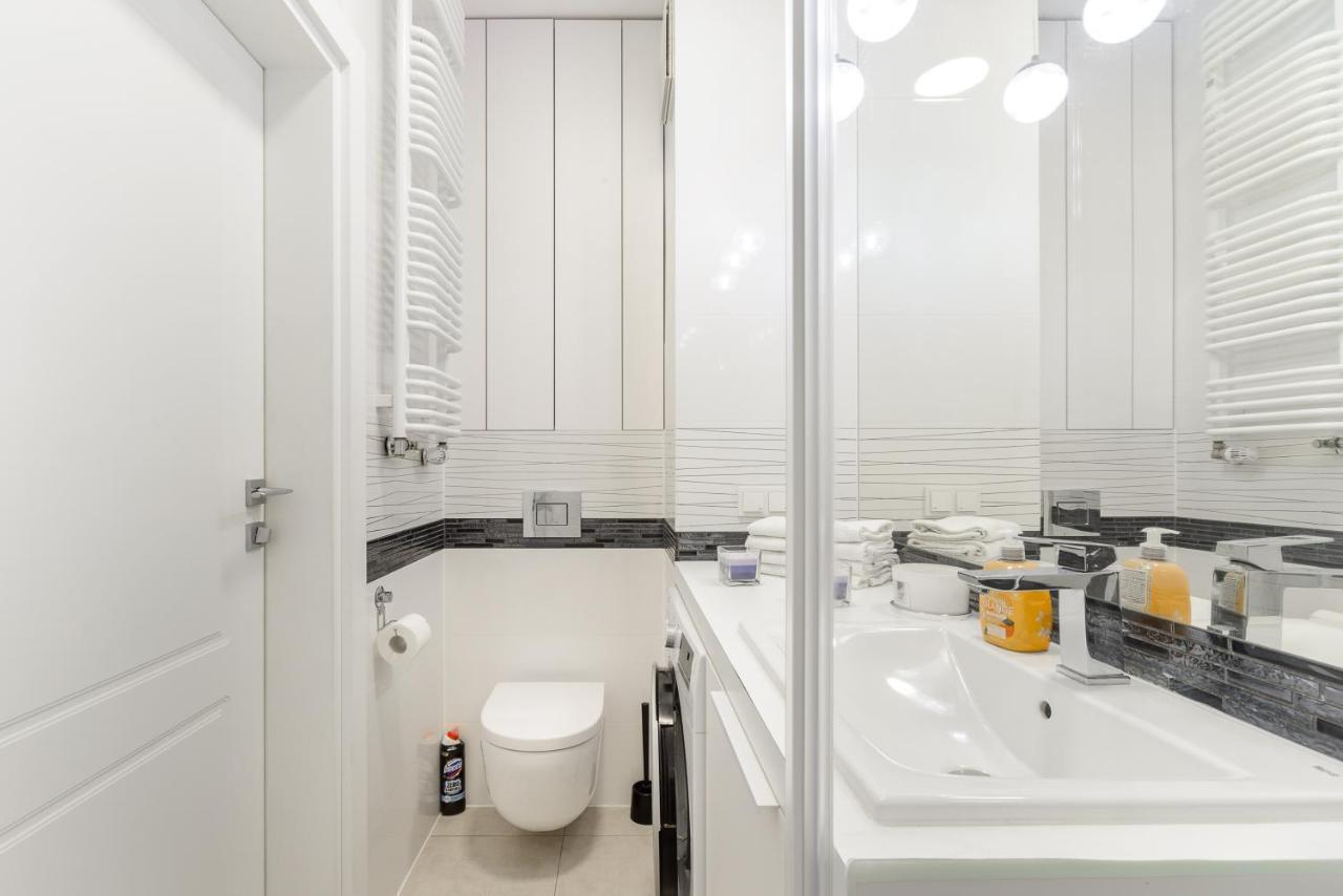 Luxury Apartment On Grzybowska Street Βαρσοβία Εξωτερικό φωτογραφία